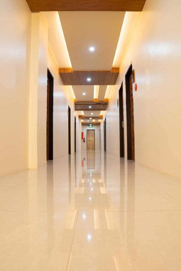 Golden Suites General Santos City Exteriör bild