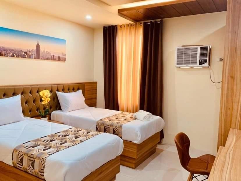 Golden Suites General Santos City Exteriör bild